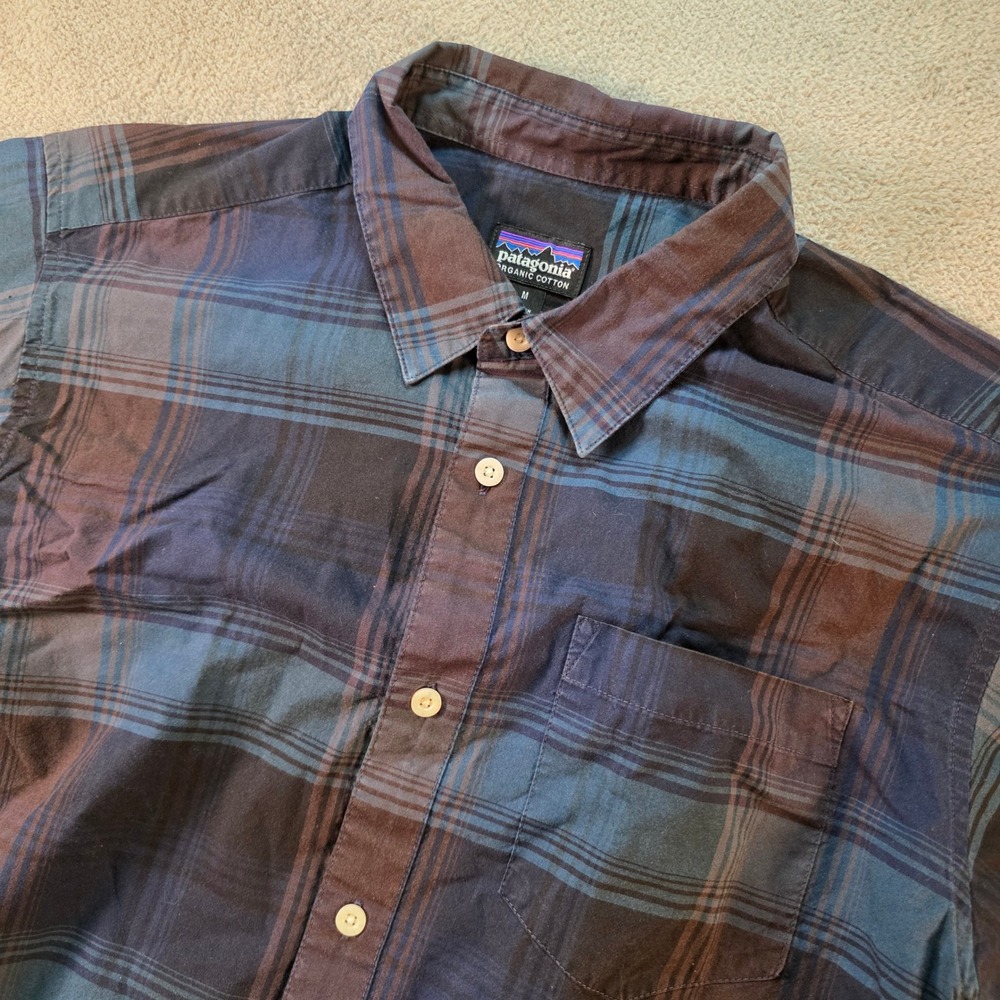 Patagonia Mens Organic Cotton Plaid Button Down Shirt Blue Brown Medium 52280